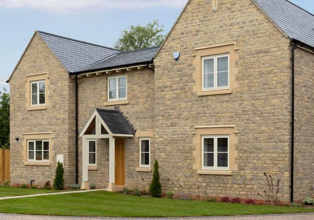 Leafield House